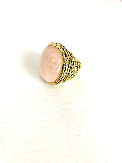Turquoise and Pink Stone Vintage-Style Gem Ring - ZENHIMA