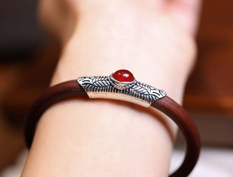 ZenHima Tibetan Handmade Seamless Chicken Blood Vine Bracelet and Ring - ZENHIMA