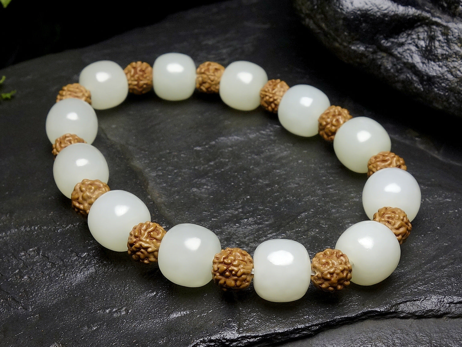 c9fe3099-95d5-4ef7-acce-b5e5ce496b9b